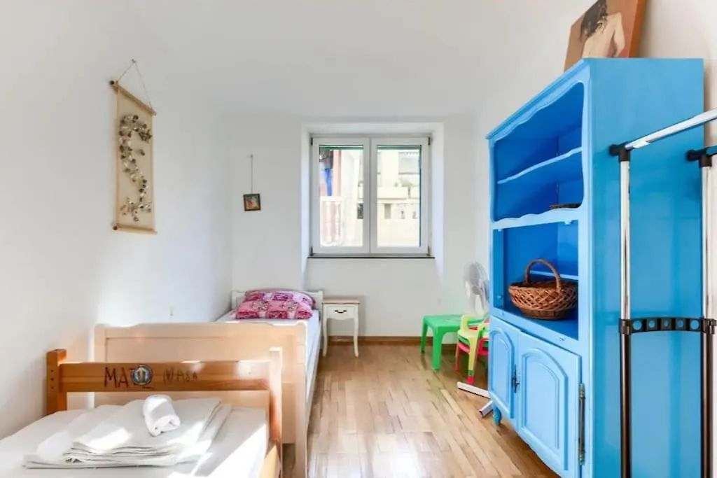 Apartment Mila - 15M From The Sea Pag Town