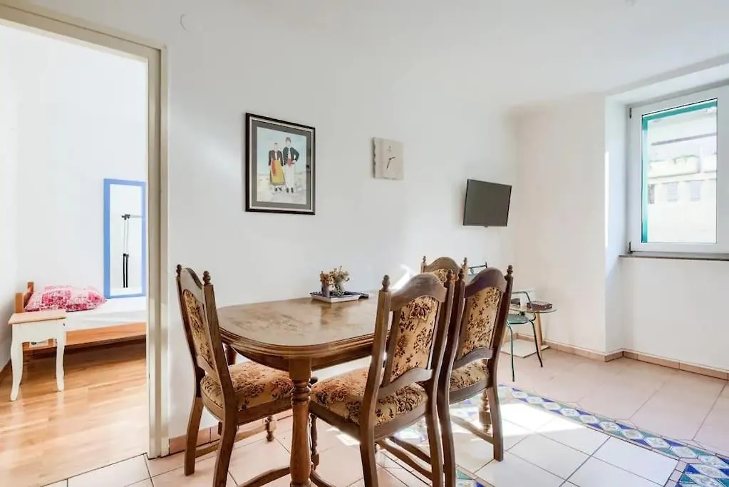 Apartment Mila - 15M From The Sea Pag Town Croatia